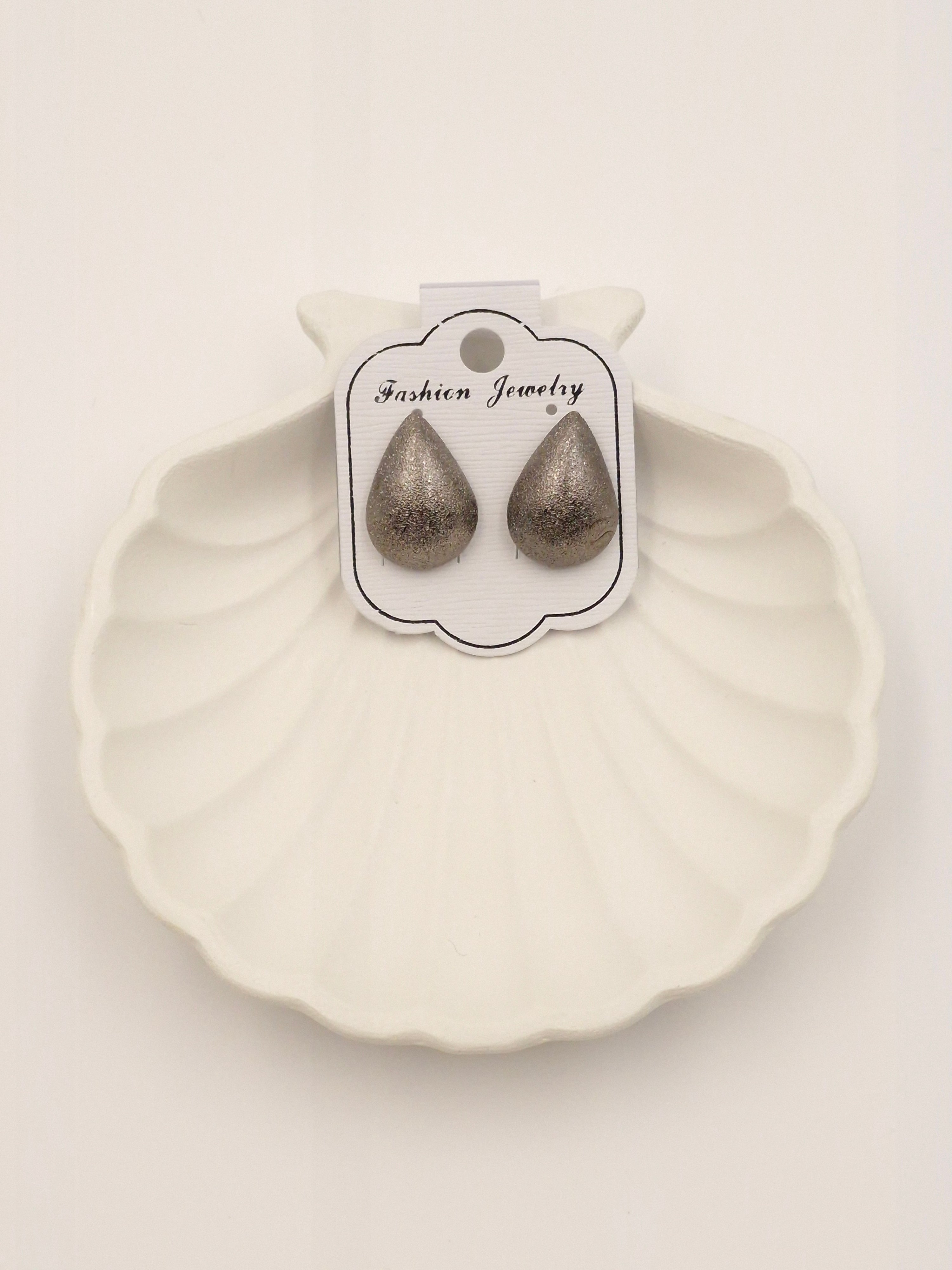 Metallic Teardrop Stud Earrings – Bold Modern Jewelry