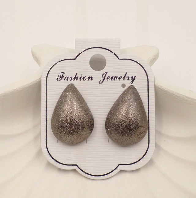 Metallic Teardrop Stud Earrings – Bold Modern Jewelry