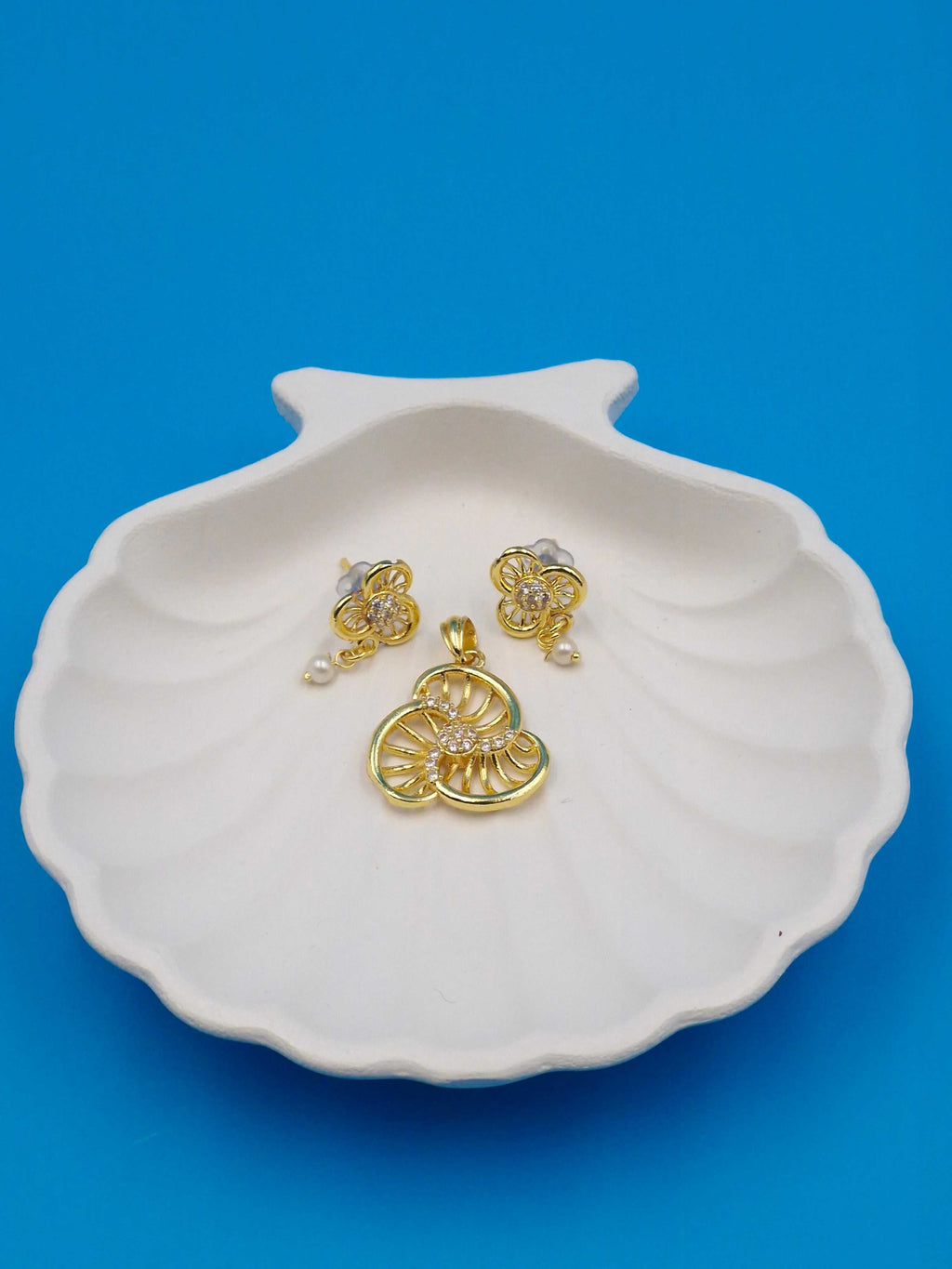 Gold Flower Pendant & Earring Set | Cubic Zirconia & Pearl