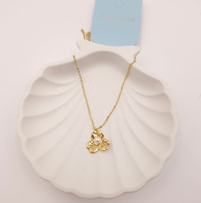 Gold Flower Necklace with Pearl | Stainless Steel & Anti-Tarnish