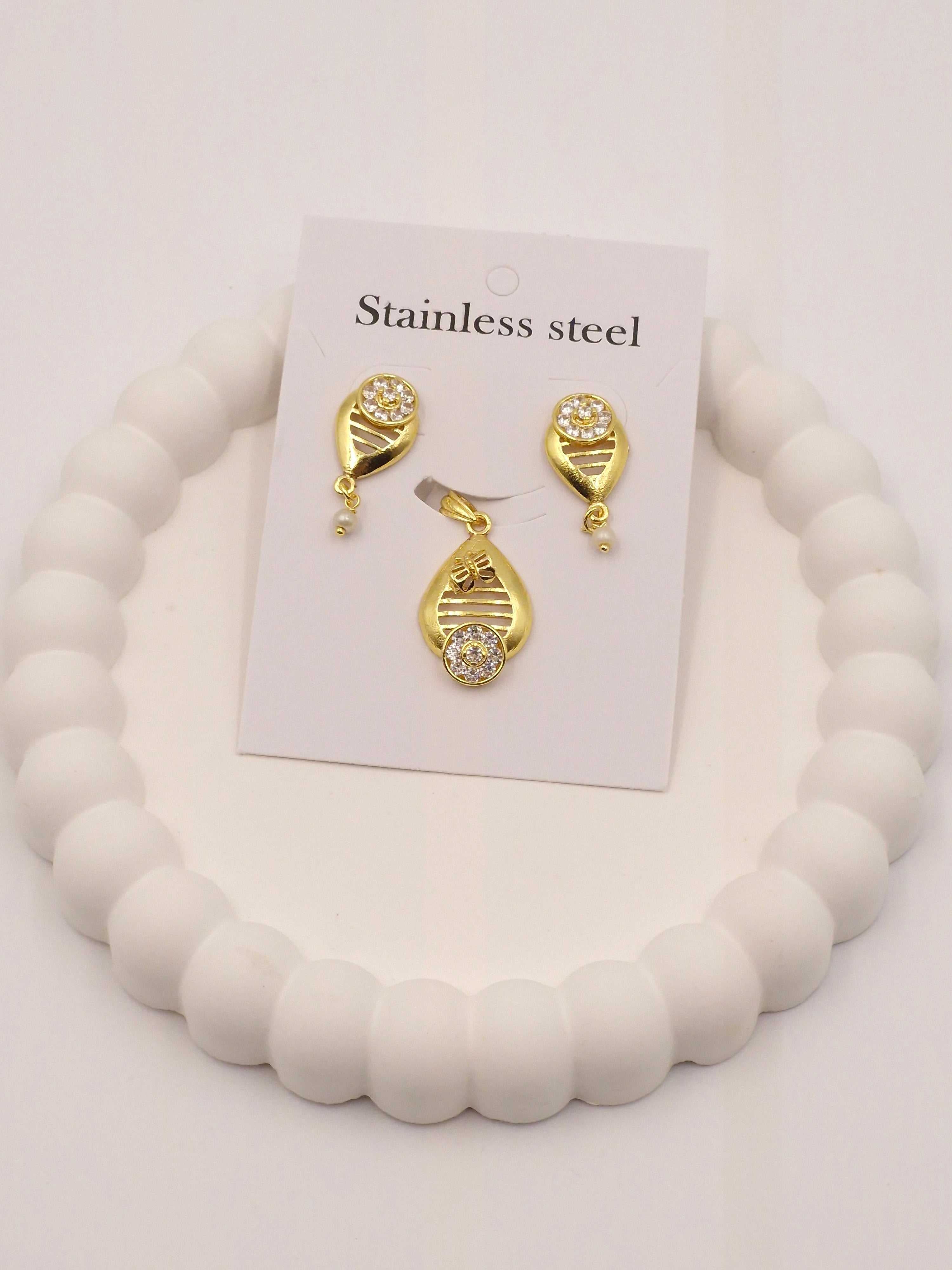 Gold Plated Teardrop Pendant and Earrings Set with Faux Pearl & Cubic Zirconia