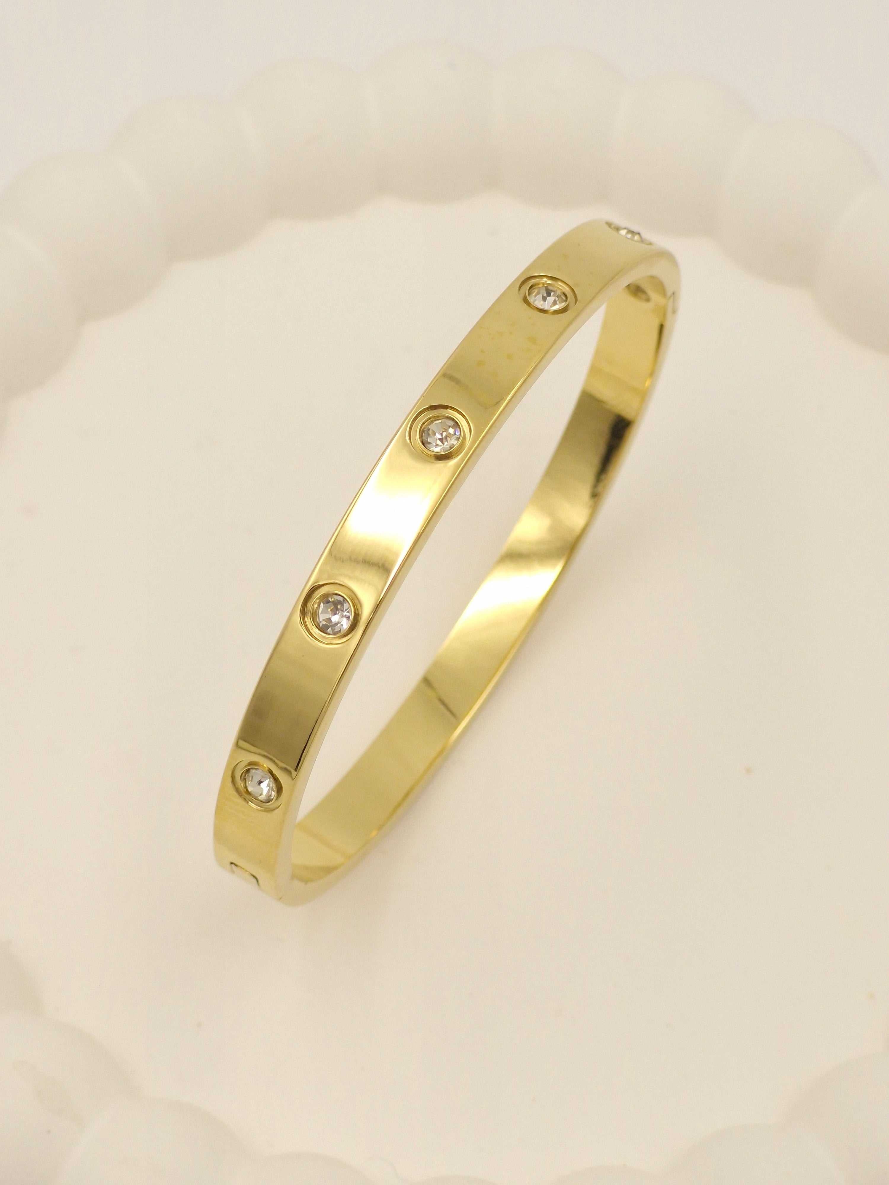 Anti-Tarnish Stainless Steel Gold-Tone Screw-Motif Bangle Bracelet