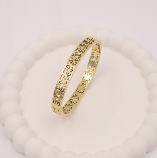 Anti-Tarnish Stainless Steel Gold-Tone Filigree Floral Cut-Out Bangle Bracelet