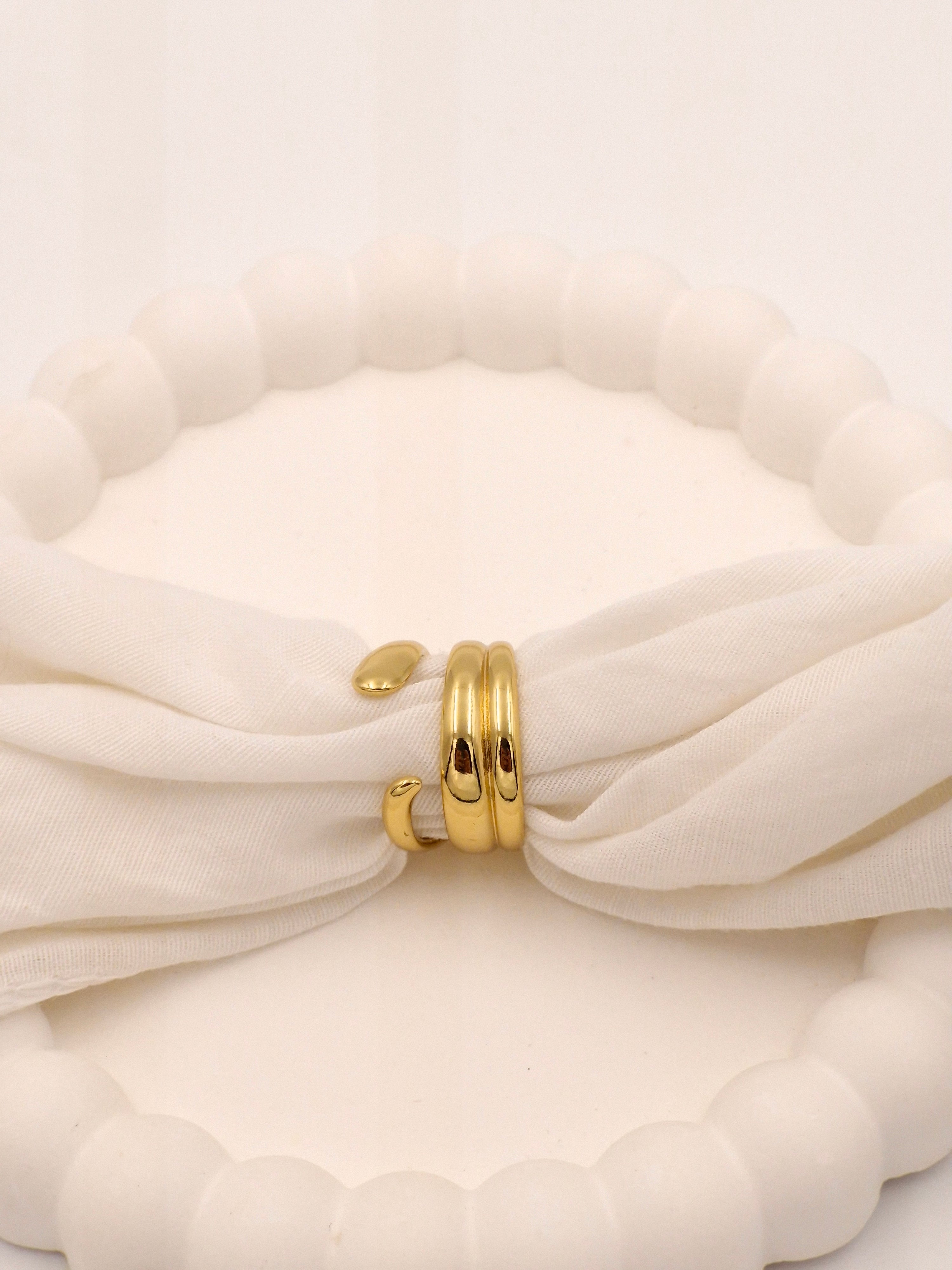 Unique Sculptural Gold Ring for Women | Waterproof & Anti-Tarnish