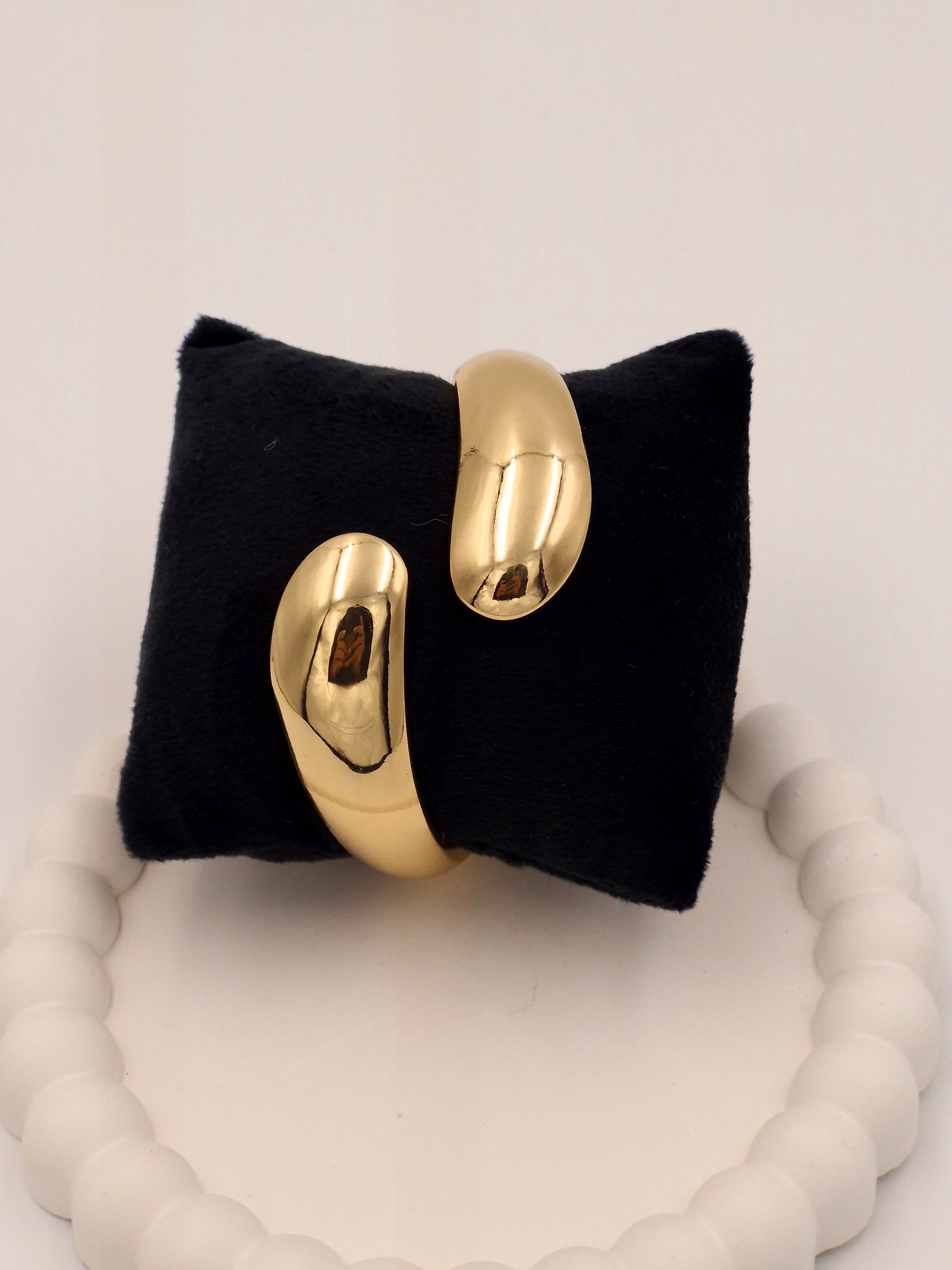 Anti-Tarnish Broad Gold Plated Stainless Steel Open Kada – Premium Gloss Finish