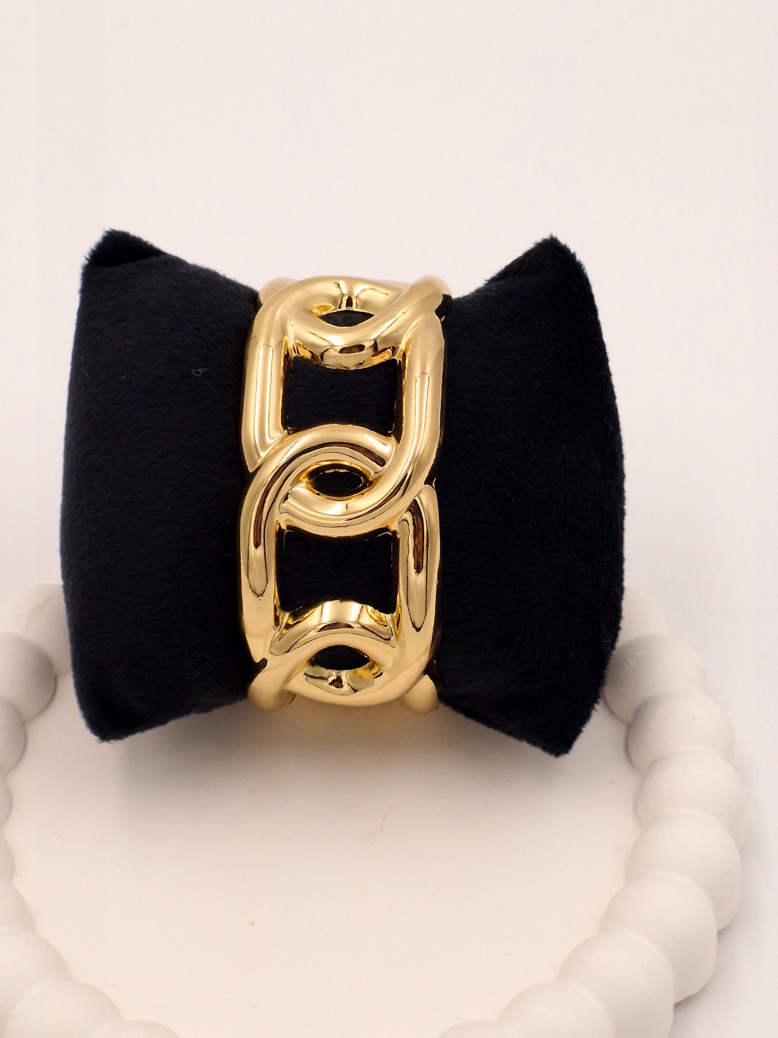 Gold Chain-Link Stainless Steel Kada – Bold Anti-Tarnish Glow