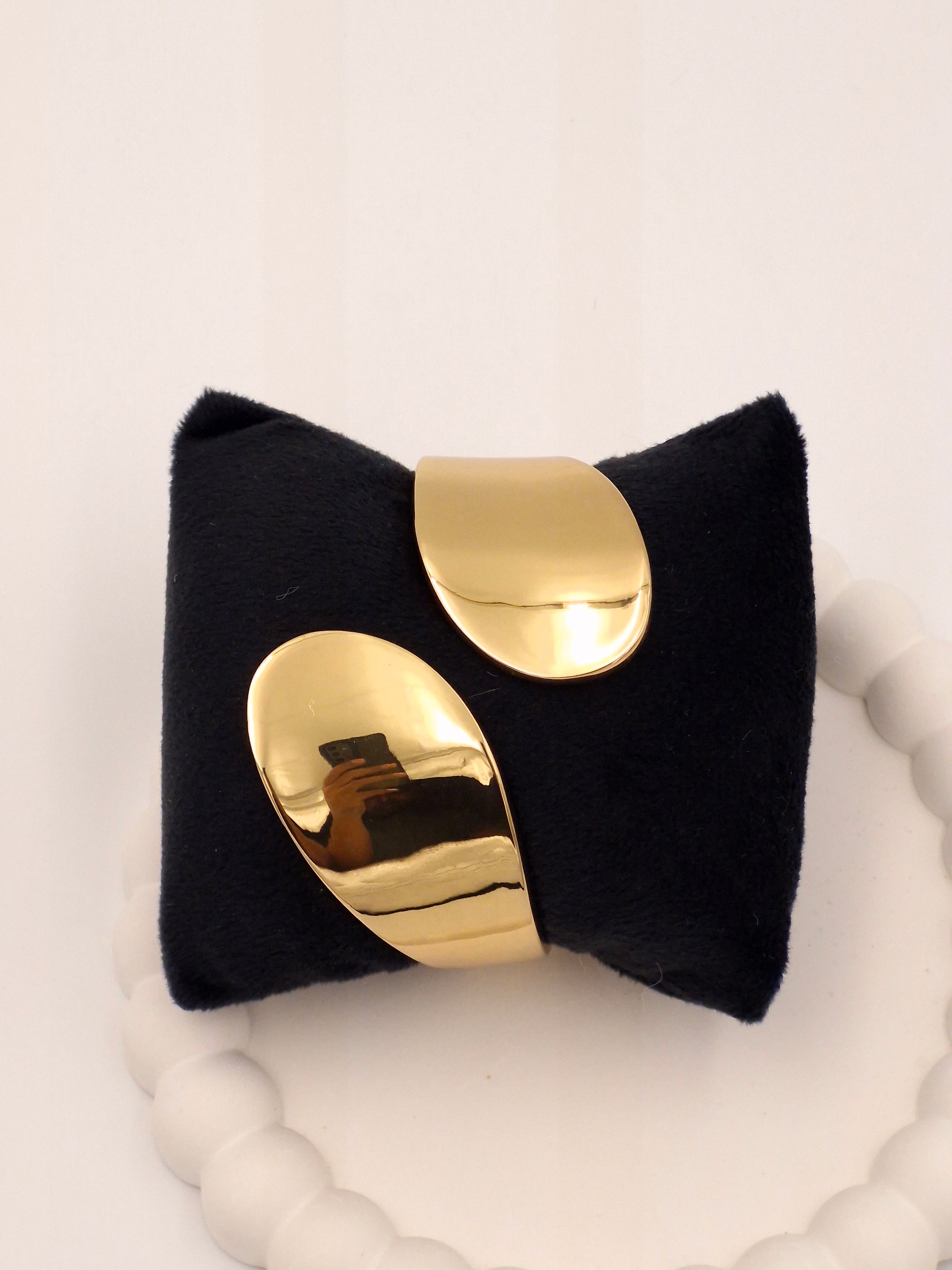 Anti-Tarnish Broad Gold Plated Stainless Steel Open Kada – Premium Gloss Finish