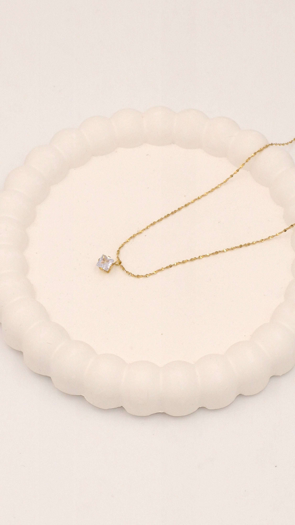 Minimalist Square Solitaire Crystal Necklace | Radiant Anti-Tarnish Gold Sparkle Chain