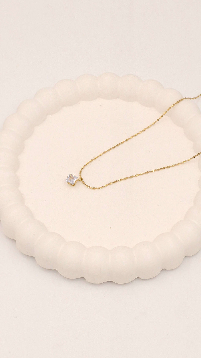 Minimalist Square Solitaire Crystal Necklace | Radiant Anti-Tarnish Gold Sparkle Chain