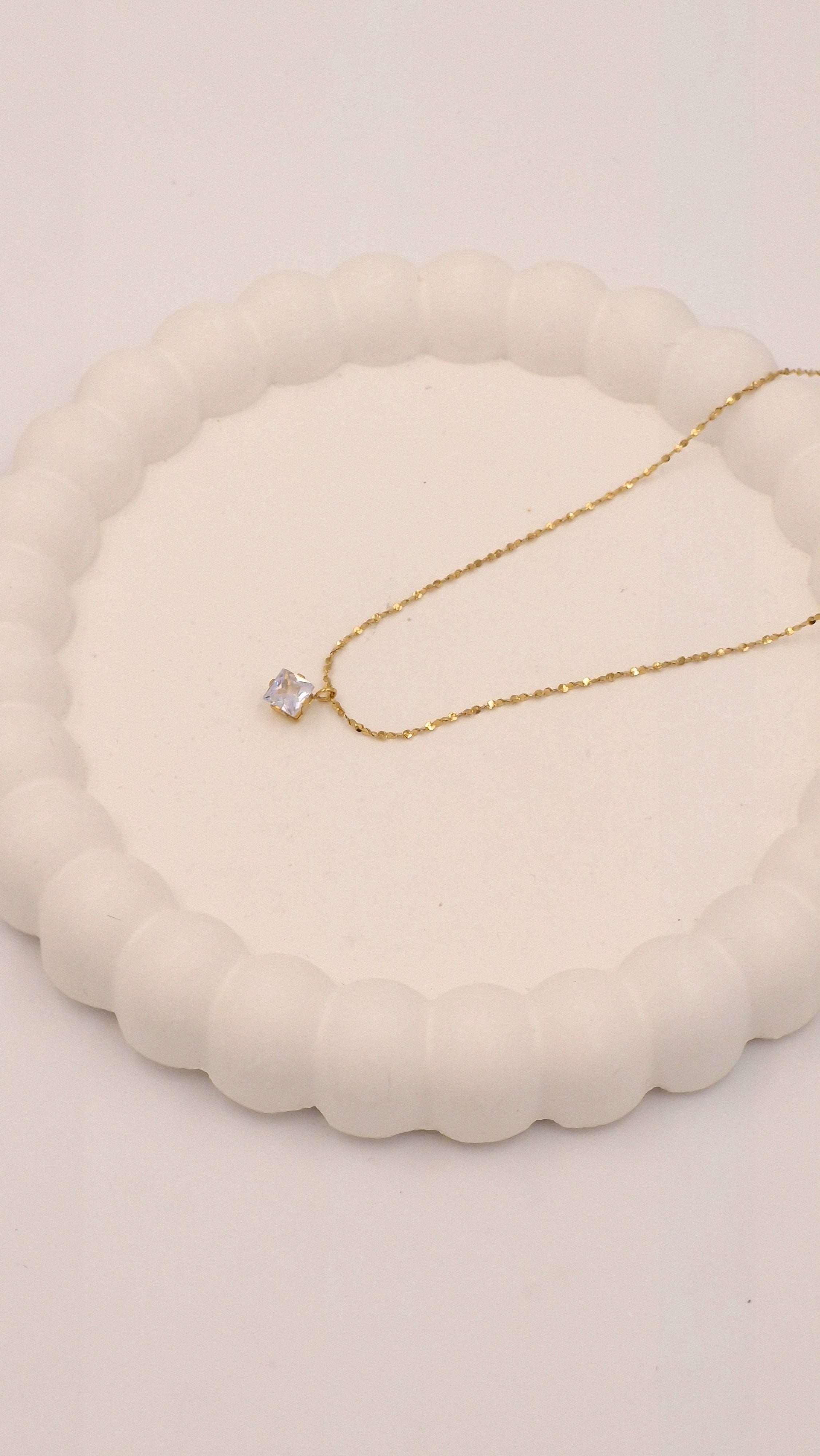 Minimalist Square Solitaire Crystal Necklace | Radiant Anti-Tarnish Gold Sparkle Chain