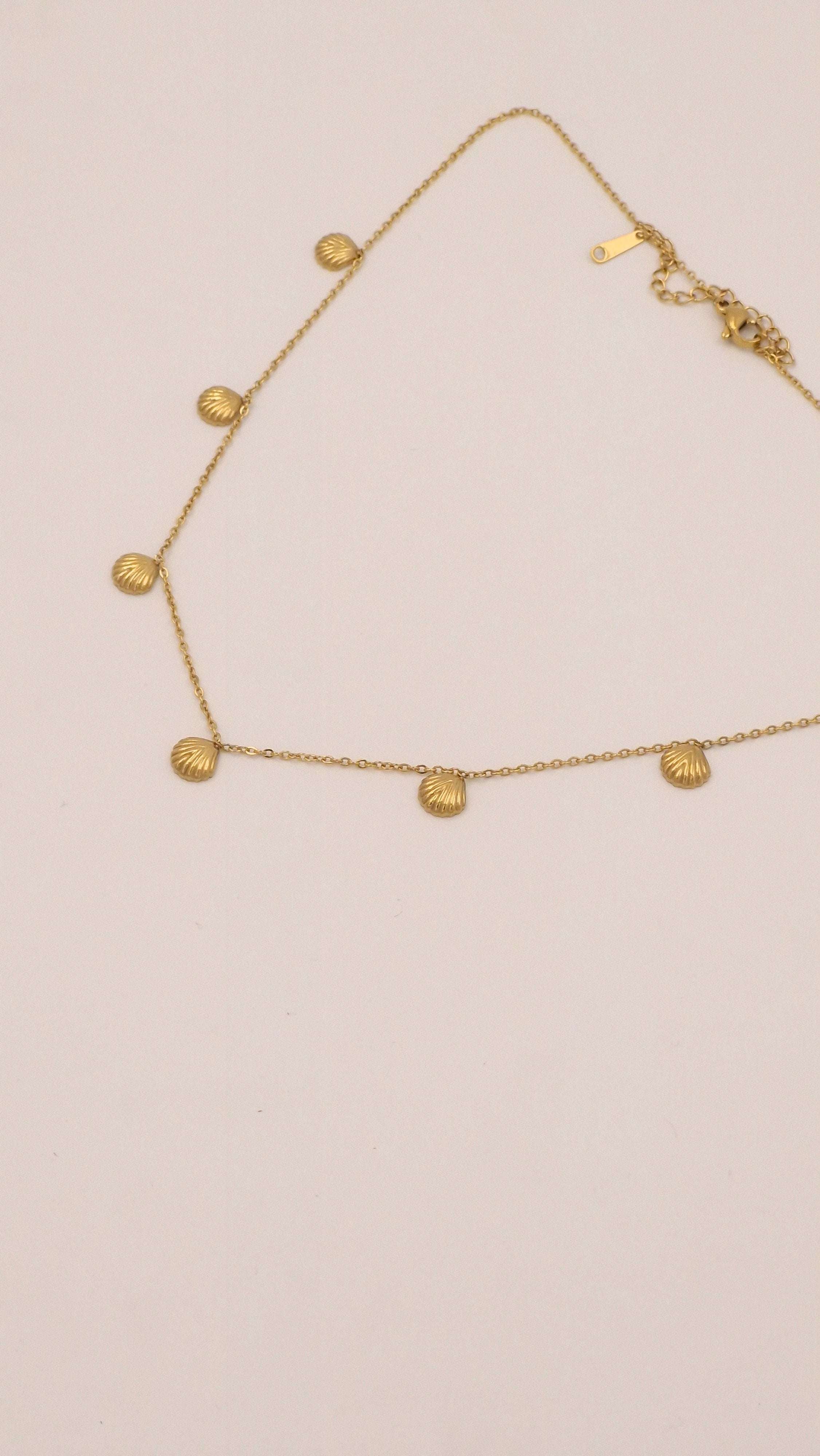 Gold Seashell Charm Station Necklace | Dainty Multi-Shell Choker with Anti-Tarnish Finish