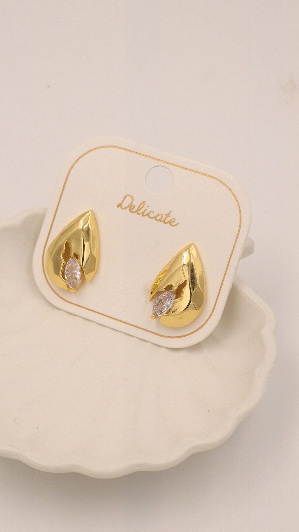 Sculpted Shell Gold Plated for Women Festive in India Ahmedabad