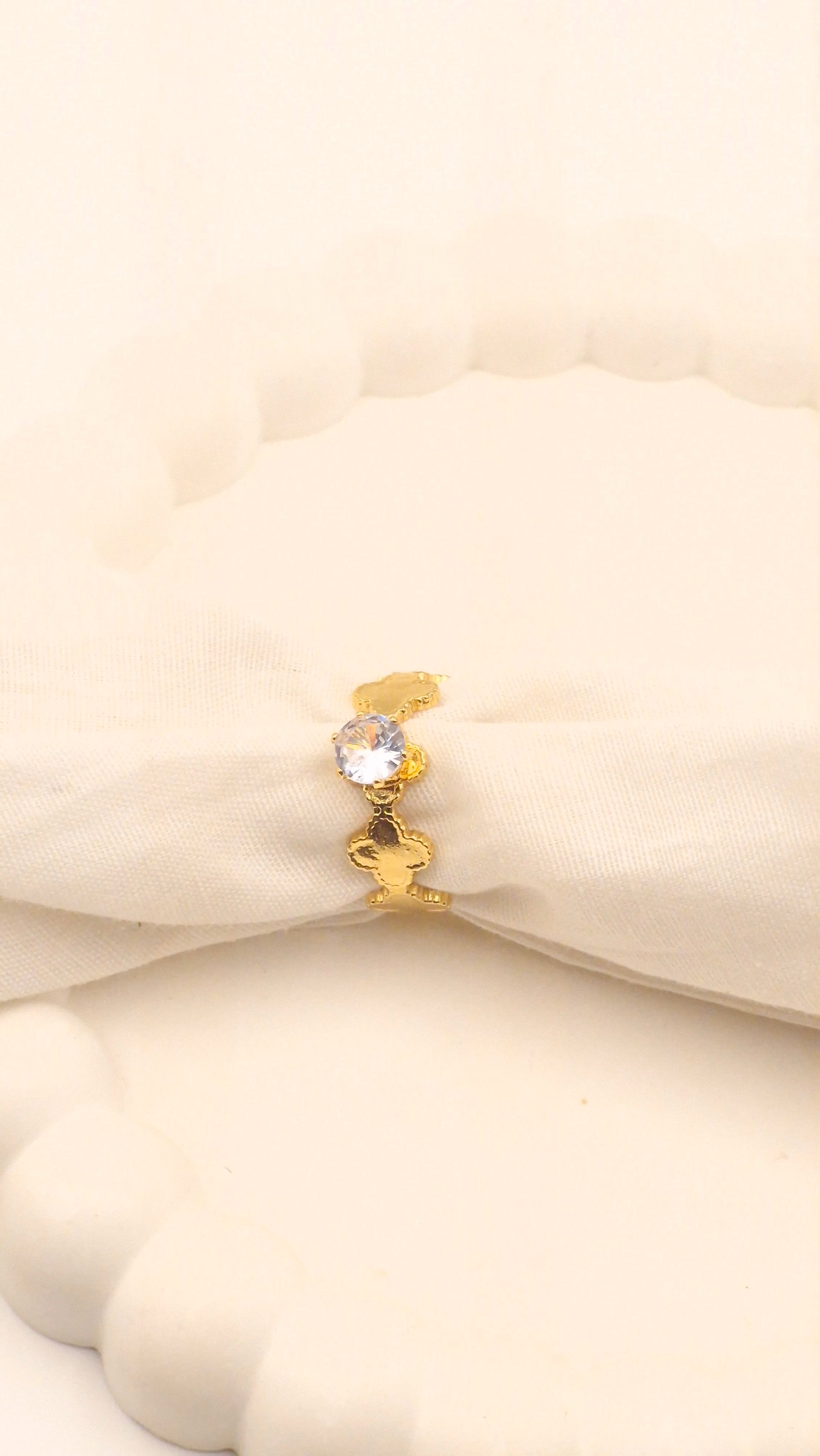 Clover Gold Plated Anti-Tarnish Ring for Party Wear in Gandhinagar India