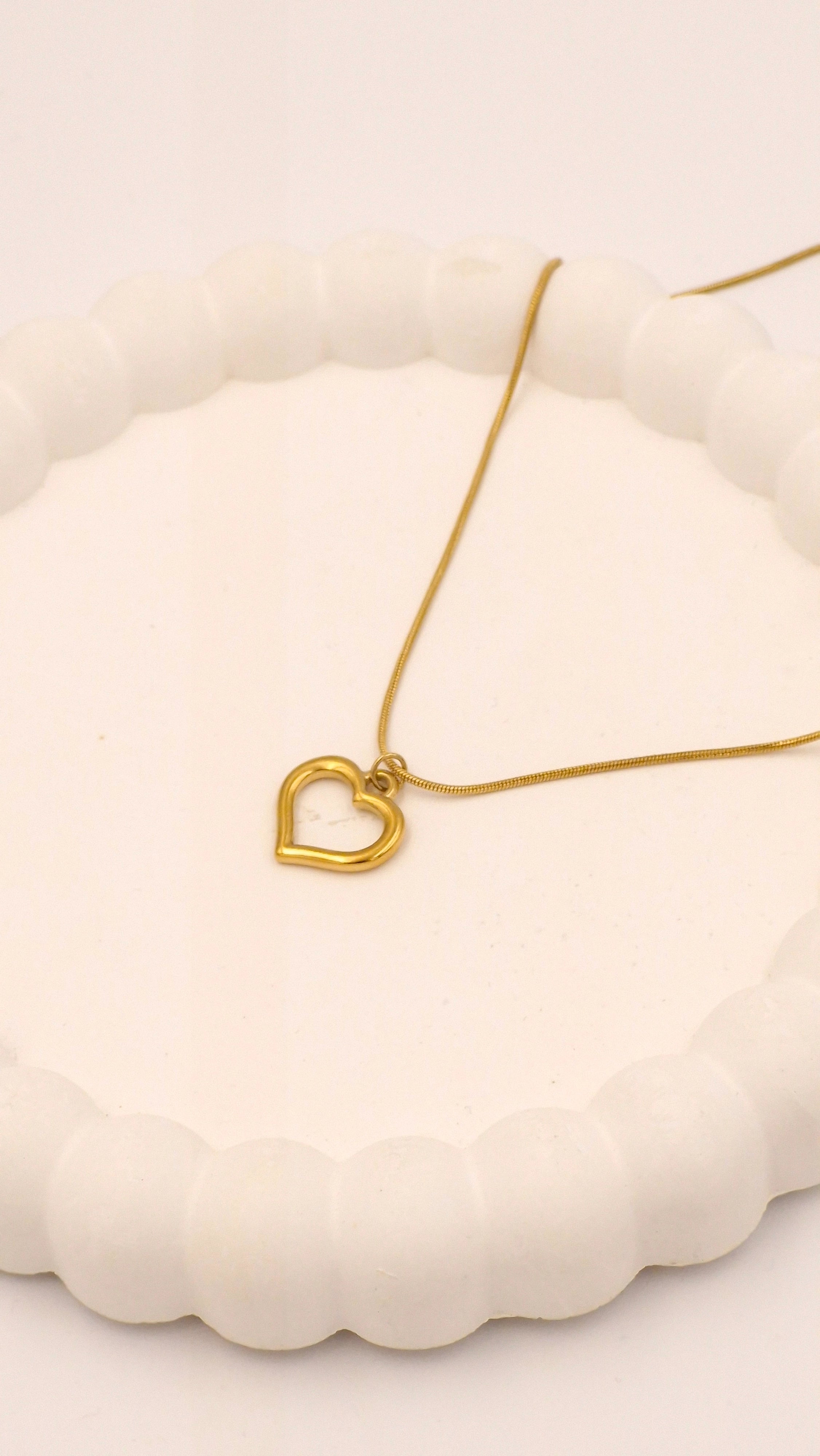 Open Heart Necklace | 18K Gold Plated Anti Tarnish Waterproof Stainless Steel Necklace