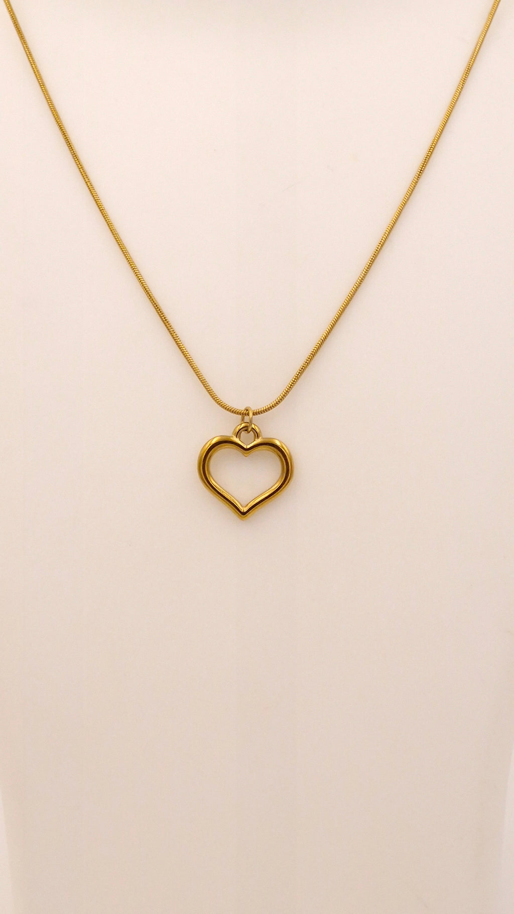 Open Heart Necklace | 18K Gold Plated Anti Tarnish Waterproof Stainless Steel Necklace
