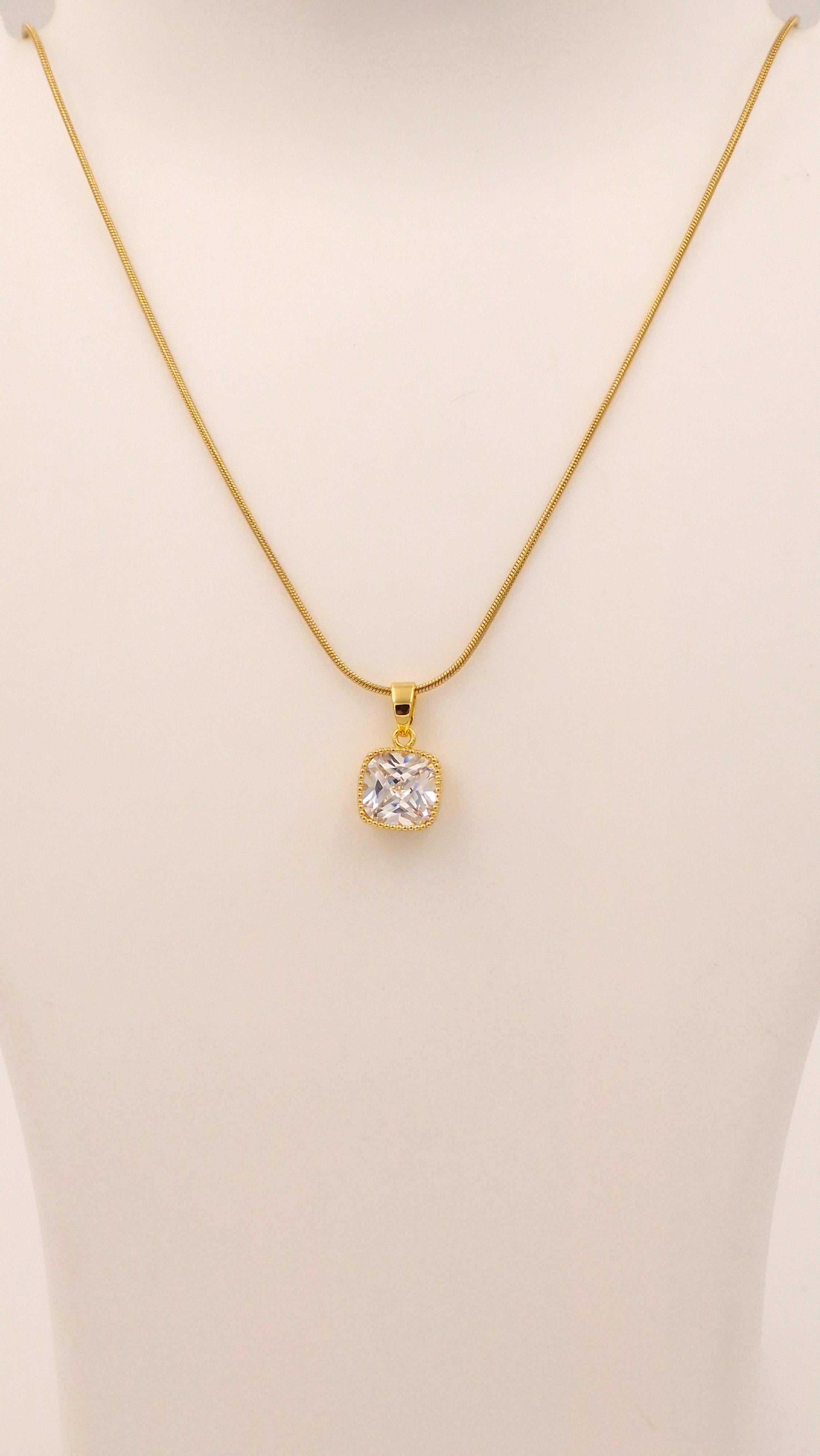Square Diamond Solitaire Necklace – Anti Tarnish Waterproof Gold Necklace