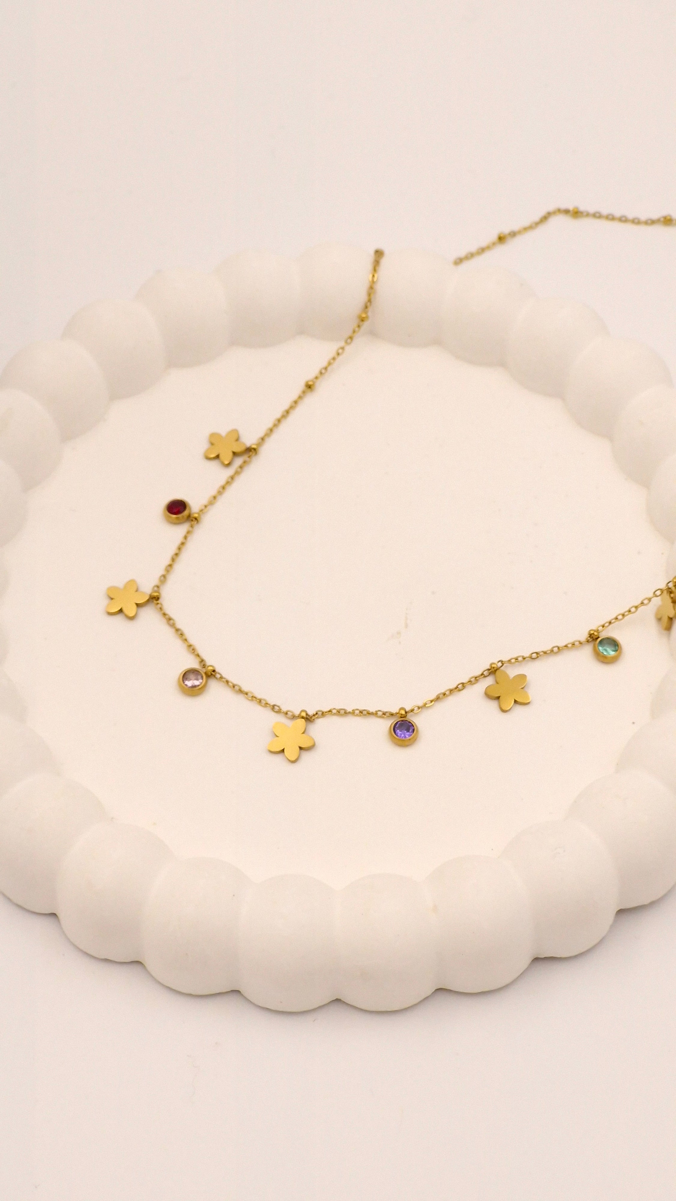 Anti-Tarnish Gold Plated Flower Charm Tanmaniya Necklace with Colourful Stones for Women
