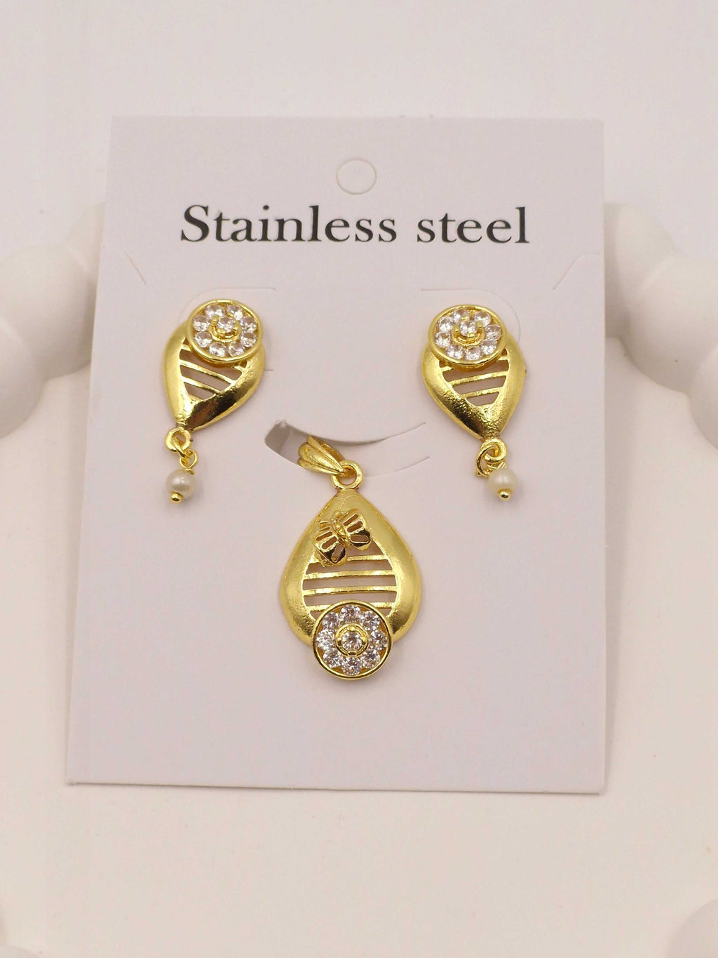 Gold Plated Teardrop Pendant and Earrings Set with Faux Pearl & Cubic Zirconia