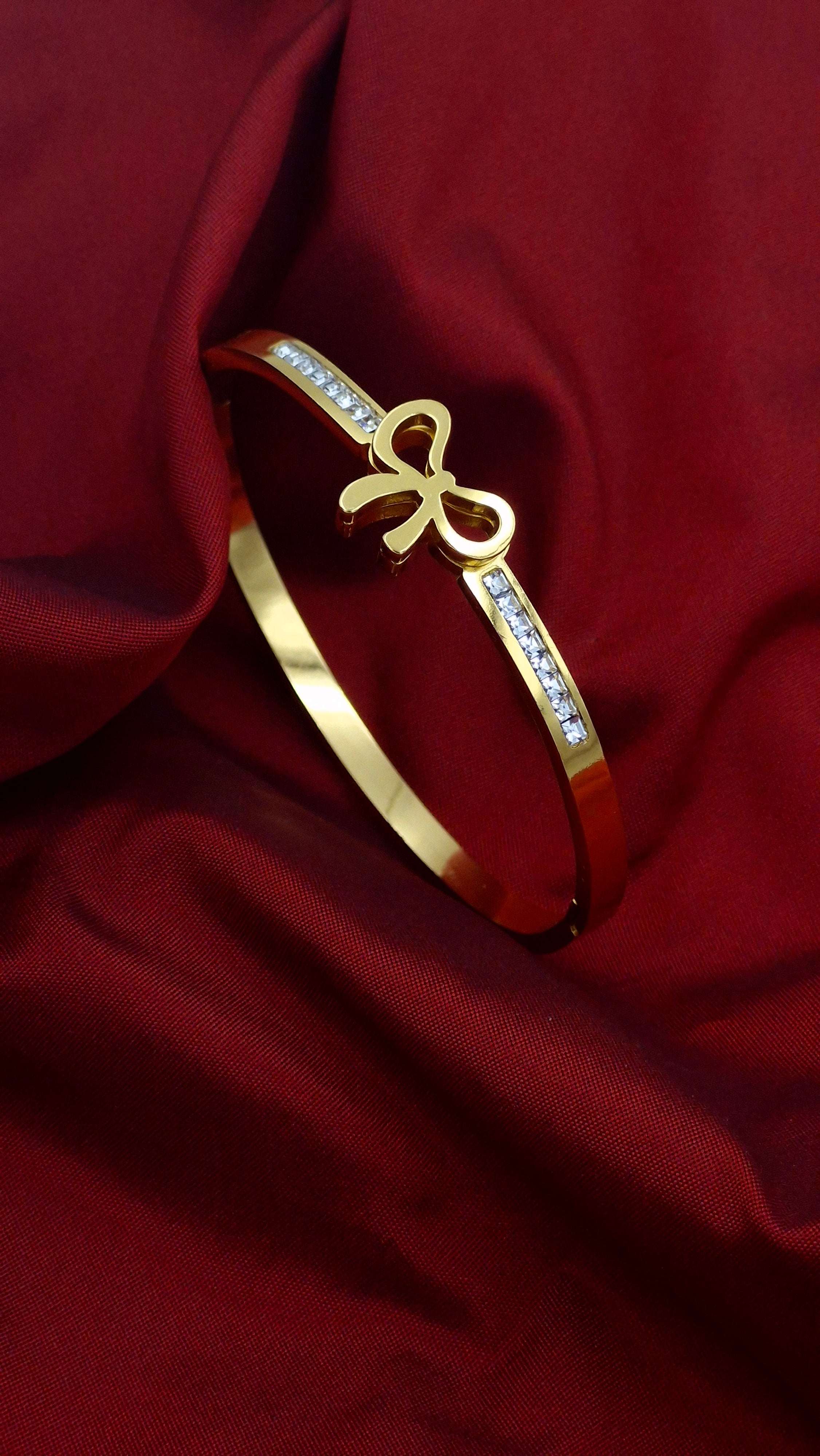 Gold Finish Bow Design Anti-Tarnish Stainless Steel Kada with Crystal Detailing