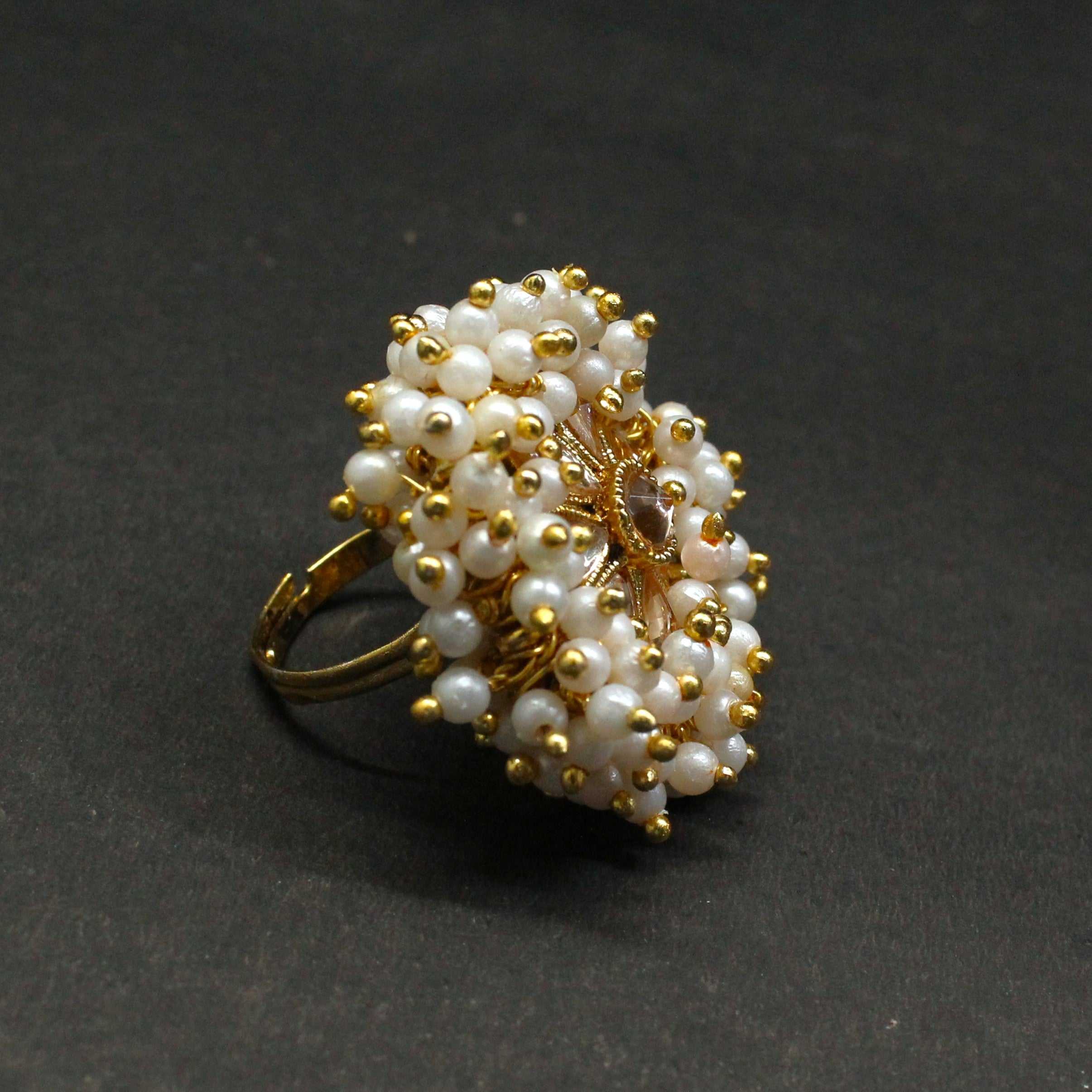 Elegant Pearl Cluster Ring - Perfect for Any Occasion!