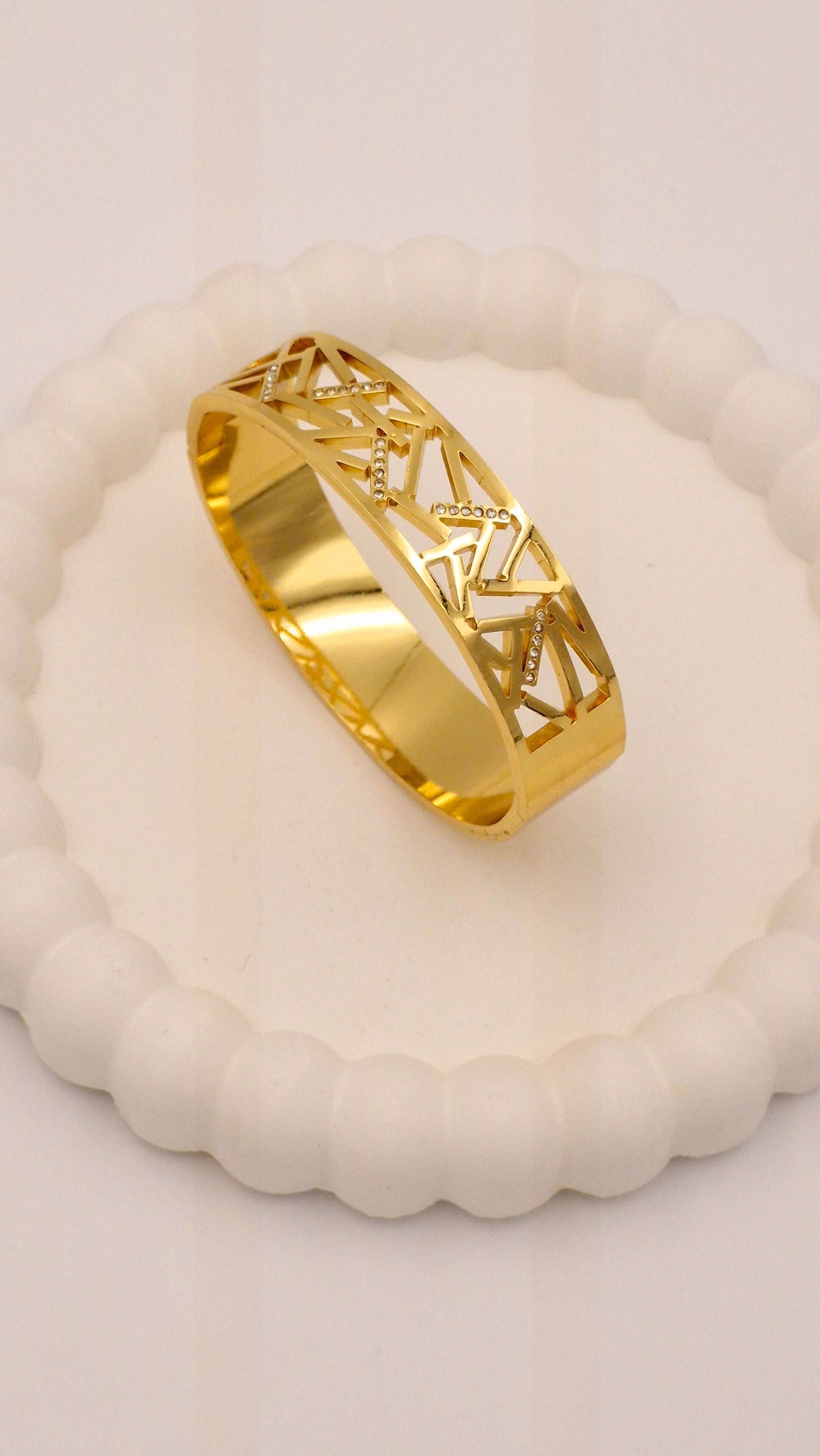 Geometric Cutwork Gold Finish Anti-Tarnish Stainless Steel Kada