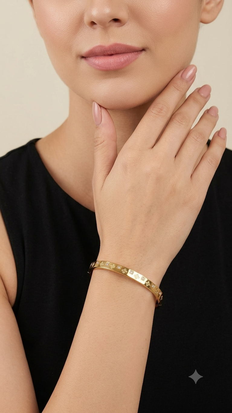 18K Gold Plated Crystal Clover Anti-Tarnish Bracelet for Women | Waterproof Hypoallergenic Festive Jewellery