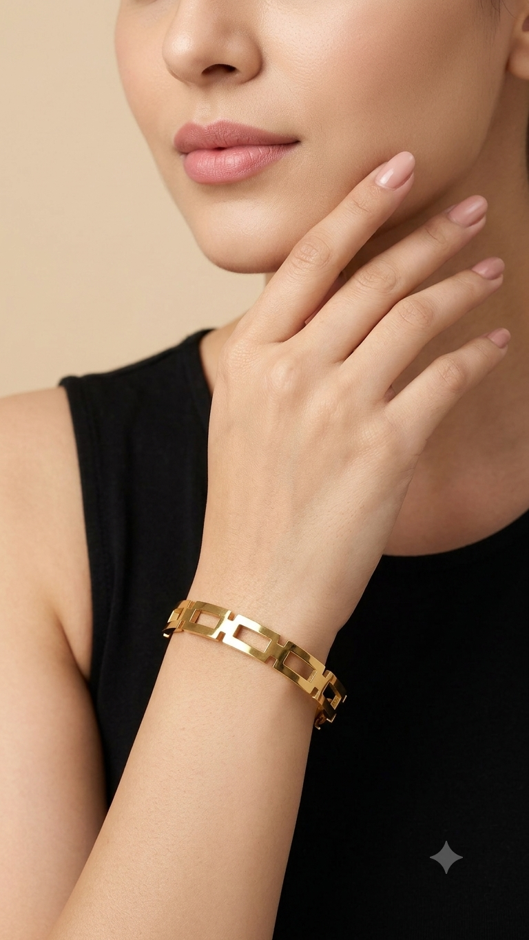 18K Gold Plated Geometric Link Anti-Tarnish Bracelet for Women | Waterproof Hypoallergenic Minimal Jewellery
