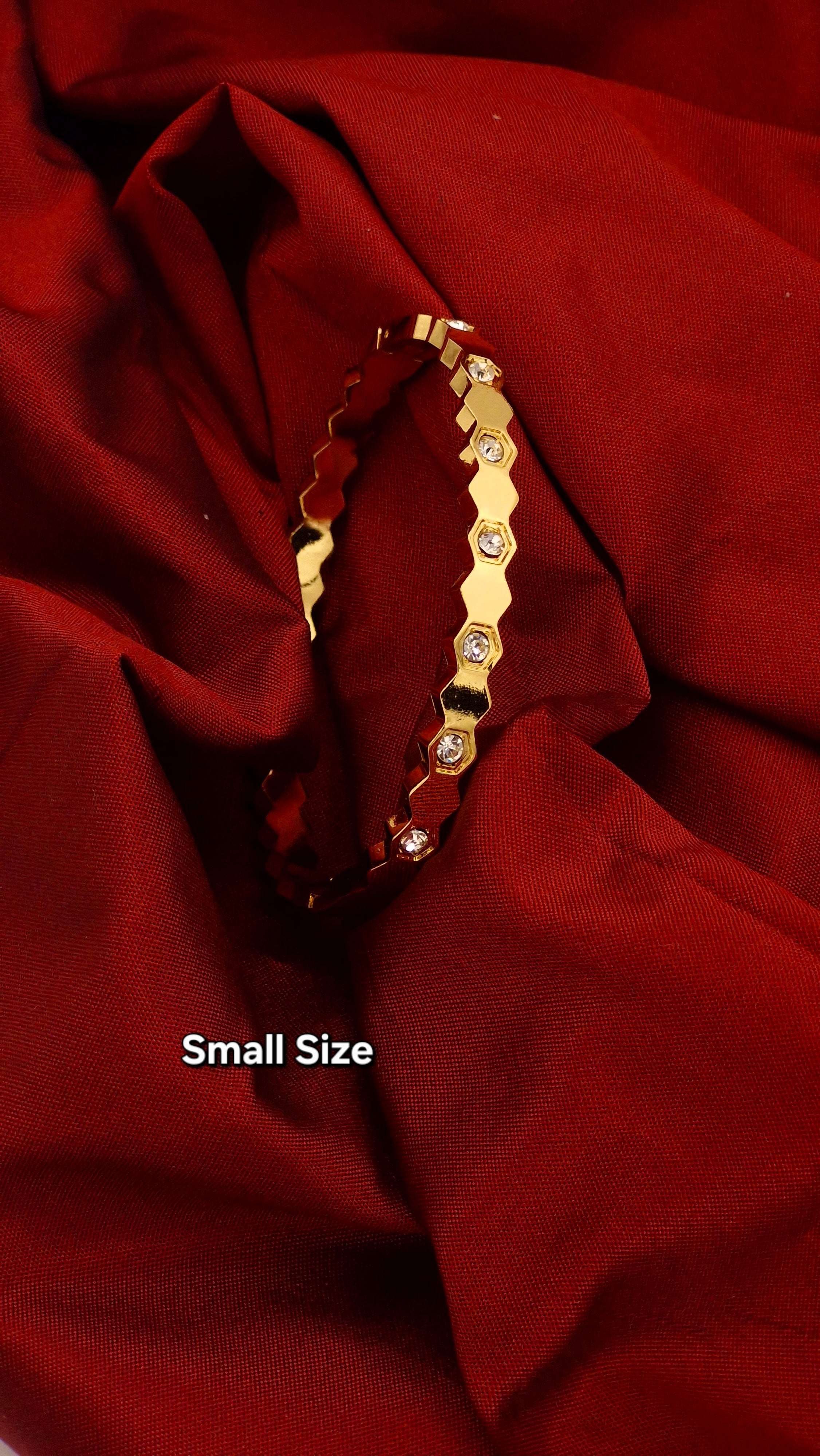 Hexagon Honeycomb Crystal Gold-Finish Anti-Tarnish Kada – Small Size