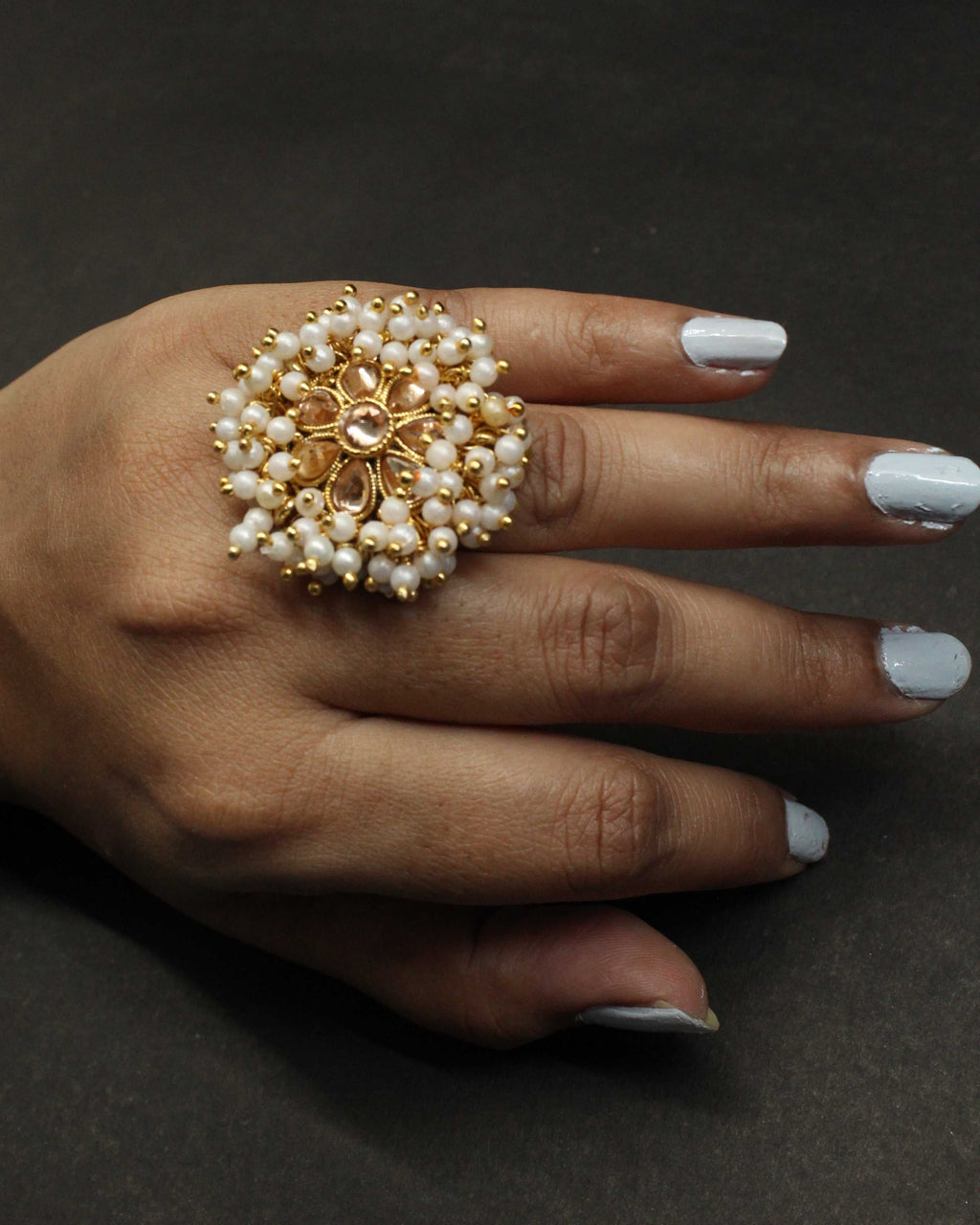 Elegant Pearl Cluster Ring - Perfect for Any Occasion!