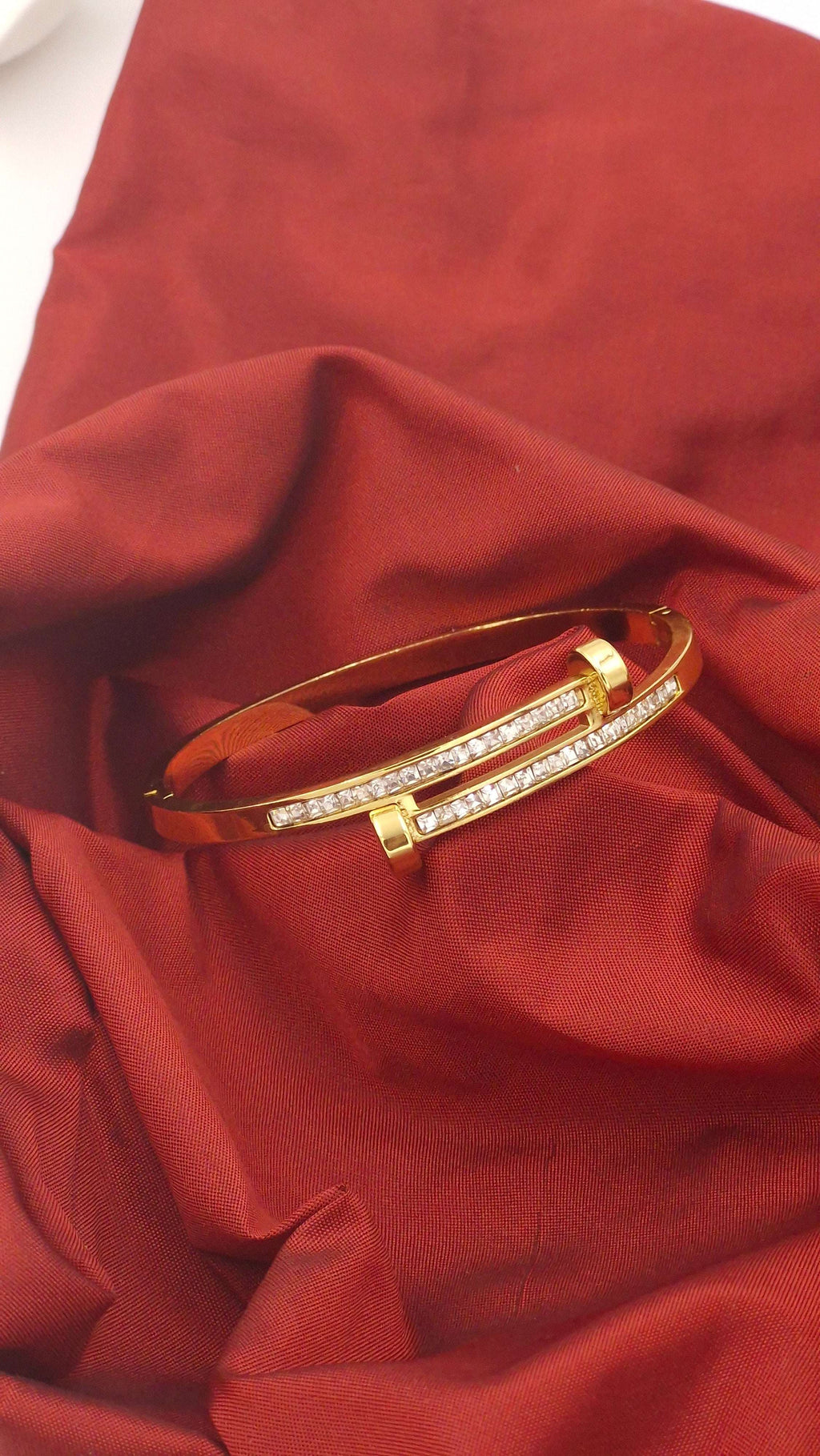 Luxury-Inspired Stone-Encrusted Nail Kada – Anti-Tarnish Gold Stainless Steel Bangle